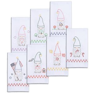 holiday gnome hand towel set