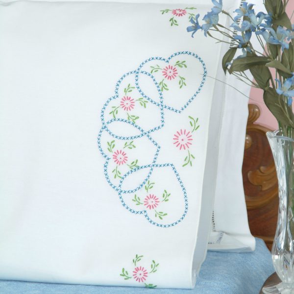 product id 160033 Starburst of Hearts Perle Edge Pillowcases