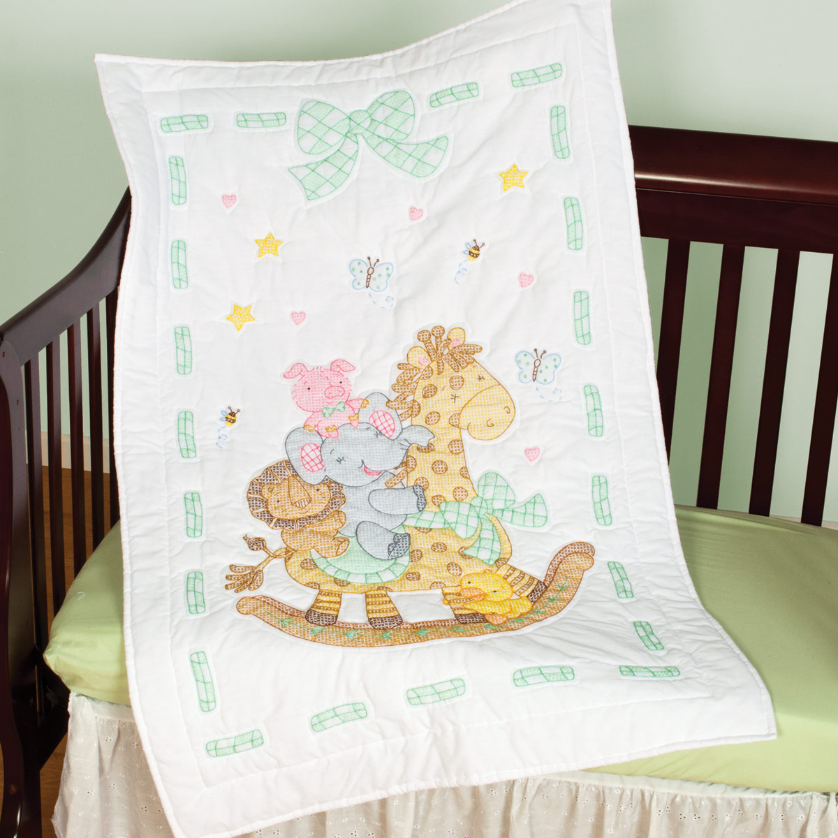 Giraffe & Friends Crib Quilt Top - Jack Dempsey Needle Art