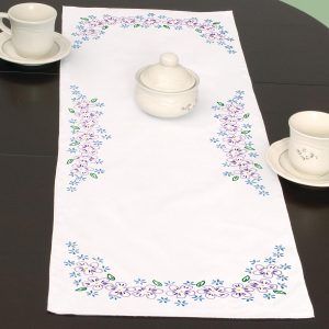 product id 560694 Lavender Flowers Table Runner