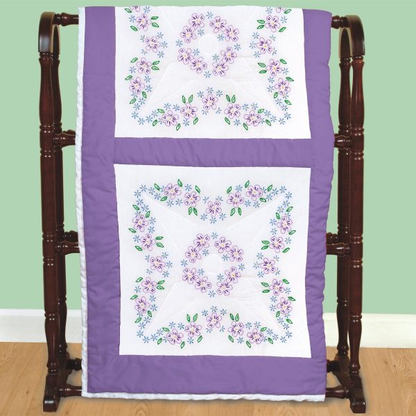 product id 732694 Lavender Flowers Quilt
