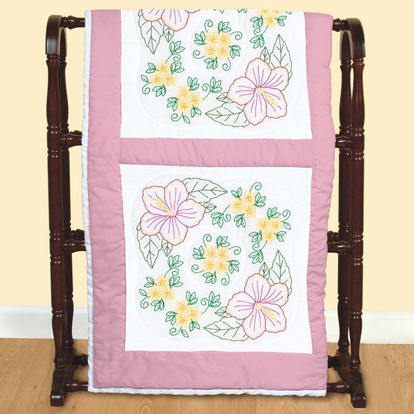 Hibiscus 18″ Quilt